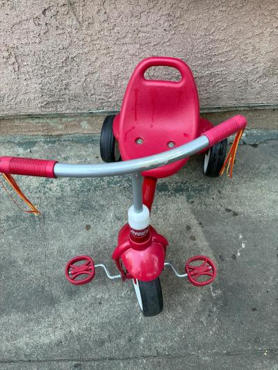Radio Flyer tricycle - Thumbnail 1