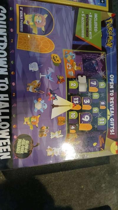 pokemon sealed game and figure set - Thumbnail 3