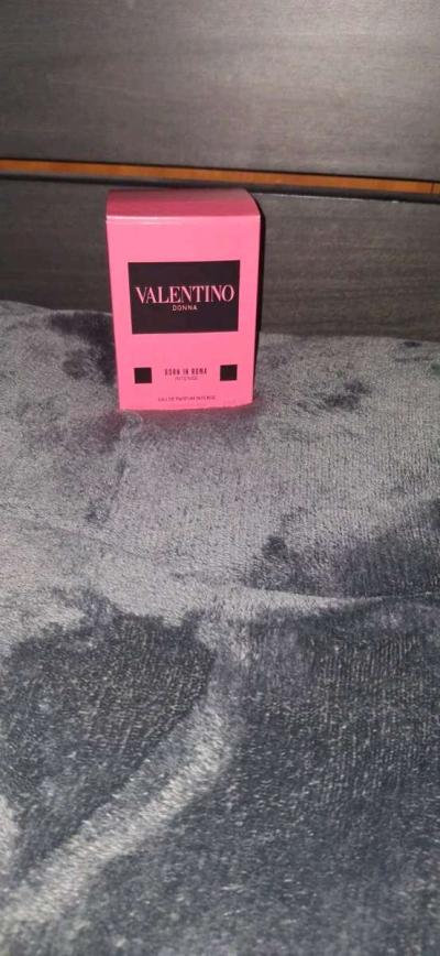 Valentino Donna Born In Roma Intense 100ML - Thumbnail 3