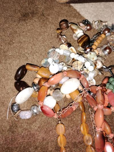 lot of jewlery - Thumbnail 2