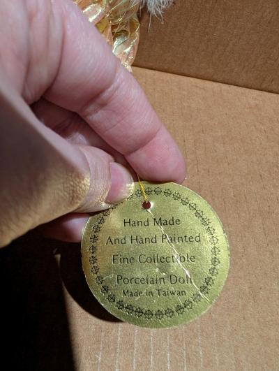 Handmade Female Clown Porcelain Doll by Show Stoppers Limite - Thumbnail 3