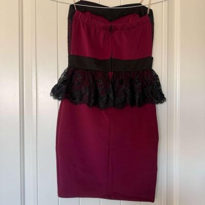 Elegant Strapless Burgundy Wine Red  Black Lace Peplum Cockt - Thumbnail 5