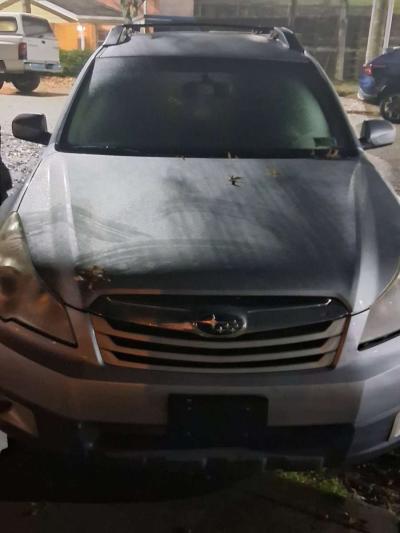 2012 Subaru outback - Thumbnail 3