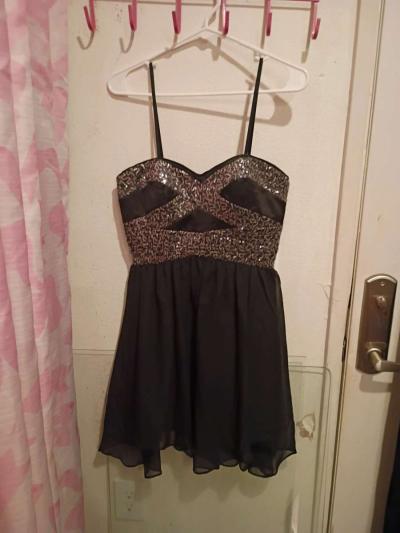 Womens Dresses - Thumbnail 3