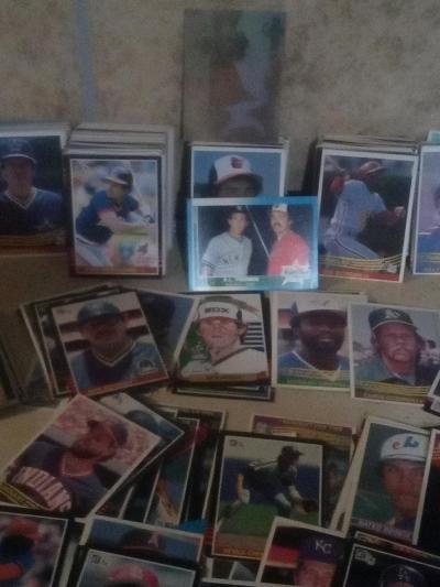 1984 and 85 baseball cards - Thumbnail 3