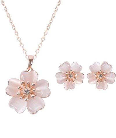 Flowers Necklace and Earrings Set