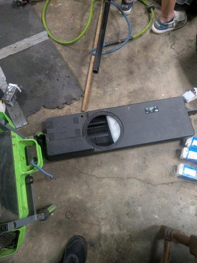 Ford 10 inch bck seat subwoofer box