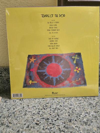 Temple Of The Dog Self Titled Vinyl LP - Thumbnail 2