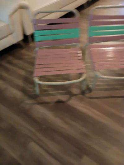 Pair of armless pool beach chairs - Thumbnail 6