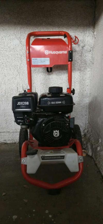 Gaspowered Pressure Washer