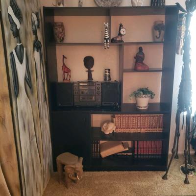 Estate Sale Loft Rm - Thumbnail 2