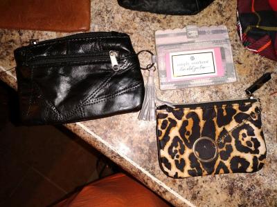 11 Makeup Bags - Thumbnail 3