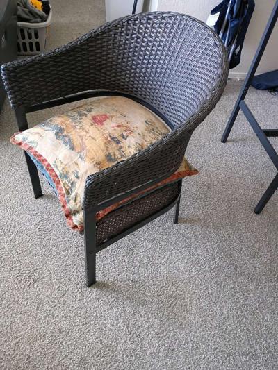 chair - Thumbnail 2