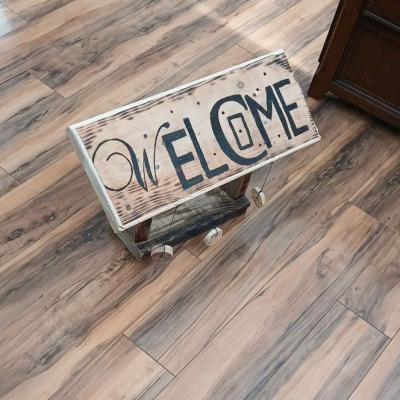 welcome sign - Thumbnail 3