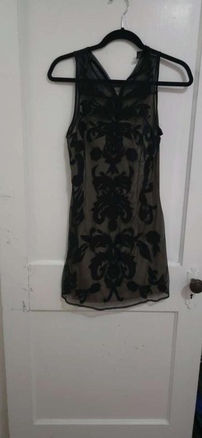 Black and Carmel brown sheer cocktail dress - Thumbnail 2