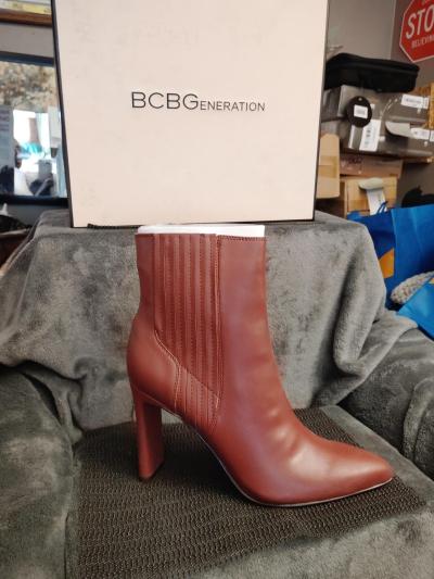 BCBGeneration Women's Kalia Fashion Boot, Burgundy,9.5 - Thumbnail 2