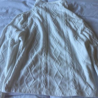 White UltraCropped Knit Bolero Shrug  Textured Cable Pattern - Thumbnail 6