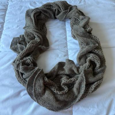 Taupe Metallic Knit Infinity Scarf with Ruffled Edge - Thumbnail 3