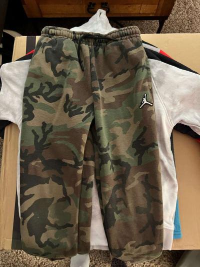 Box of Mixed Boys Clothes - Thumbnail 3