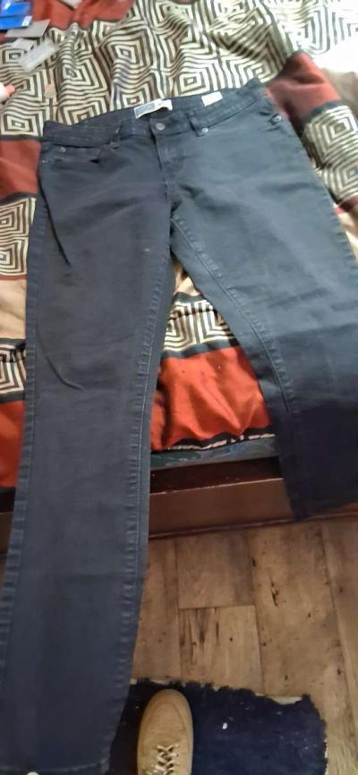 Womens Levis size 12 - Thumbnail 2