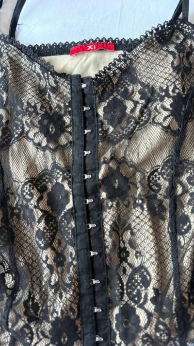 Black Lace BustierStyle Lingerie Top  Nude Lined Camisole wi - Thumbnail 4