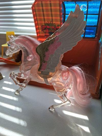 VINTAGE PINK CLEAR SWIFTWIND SHE RA HORSE - Thumbnail 2