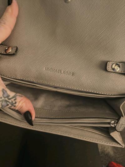 Michael kors purse - Thumbnail 2