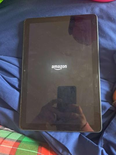 Amazon Fire Tablet - Thumbnail 5