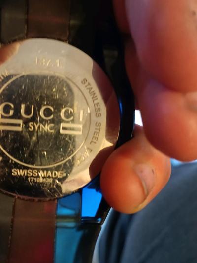 Gucci watch - Thumbnail 2