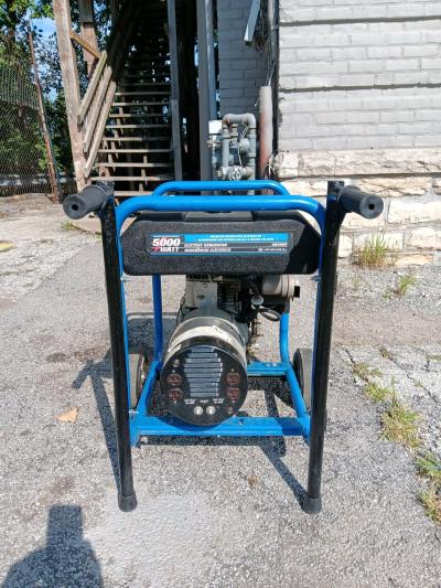 5000 watt Gas generator - Thumbnail 3