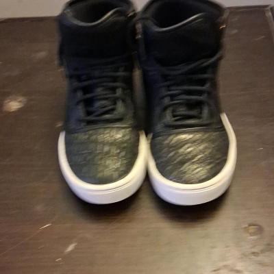 Nike Air Jordan Jasmine GG in the Black  Metallic Gold  Whi - Thumbnail 6