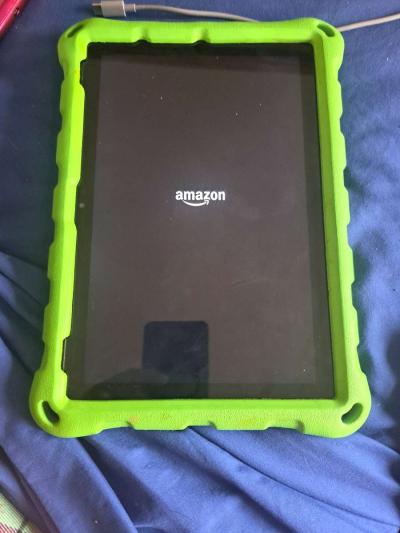 Amazon Fire Tablet - Thumbnail 2