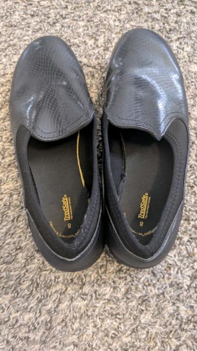 slip resistant work shoes