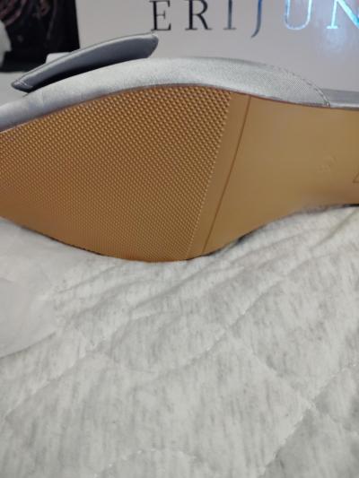 ERIJUNOR E0079 Bow Shoes Comfortable Chunky Low Heels Wedding Satin Shoes Silver Size 9 - Thumbnail 6