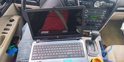 brand new HP laptop - Thumbnail 2