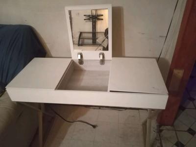 vanity table - Thumbnail 4