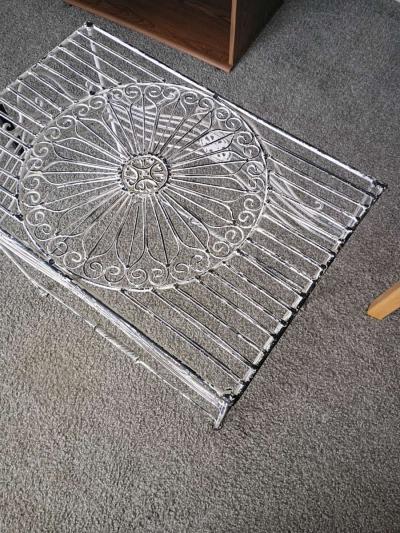 white table - Thumbnail 2