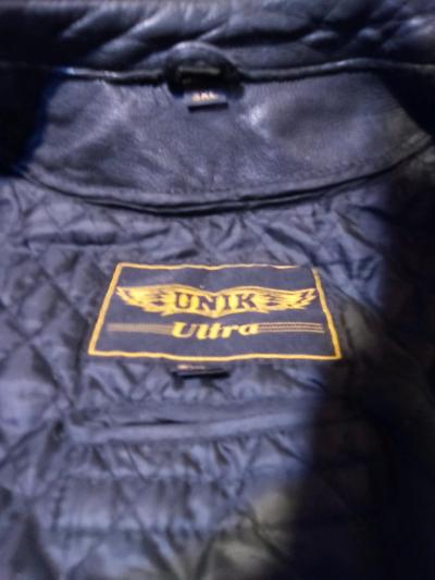 one mans riding jacket 3XL and one childs 6t - Thumbnail 5