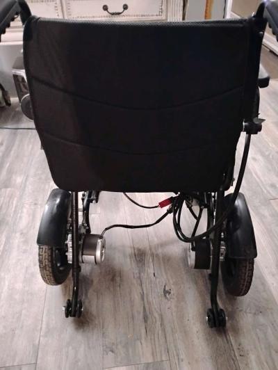 Motorized Wheelchair with Dual Batteries and Charger - Thumbnail 3