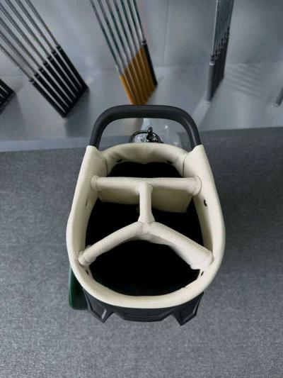 Gold Clubs - Thumbnail 4