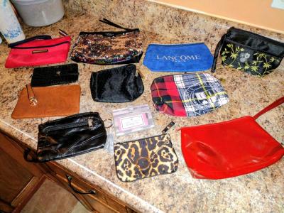 11 Makeup Bags - Corning, Arkansas