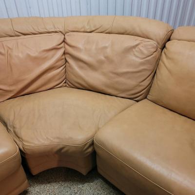 Natuzzi Leather sectional - Thumbnail 2