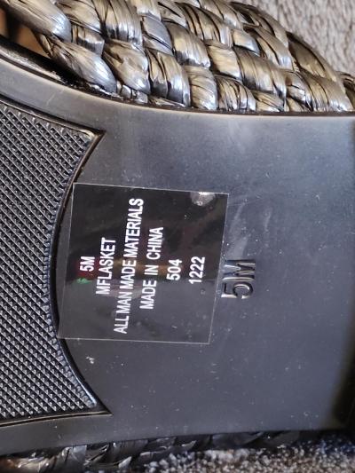 Marc Fisher Women's Lasket Sandal, Black 001, 5 M - Thumbnail 2