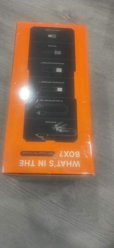 2000A Jump Starter with Air Compressor - Thumbnail 2