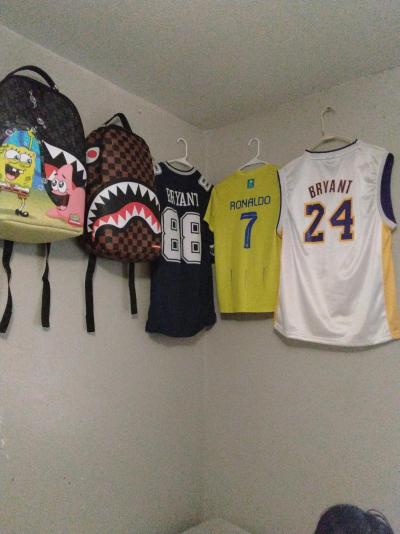 trading for designer shoes  shirts hoodies hit me up - San Antonio, Texas