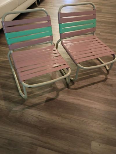 Pair of armless pool beach chairs - Thumbnail 4