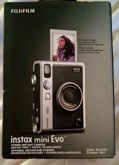 instax Mini Evo Polaroid camera - Thumbnail 1