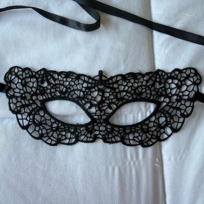 Elegant Black Lace Masquerade Mask  Romantic Venetian Style - Thumbnail 2