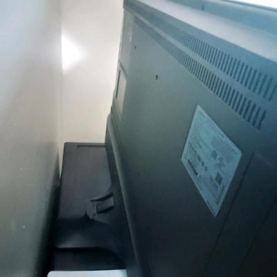 Smart Samsung TV 4K UHD - Thumbnail 5