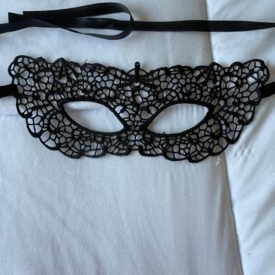 Elegant Black Lace Masquerade Mask  Romantic Venetian Style - Thumbnail 4